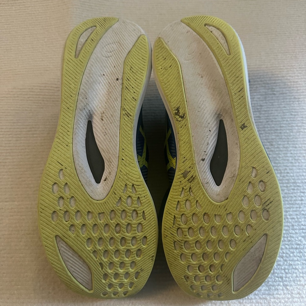 ASICS Magic Speed 3 - Picture 2 of 6